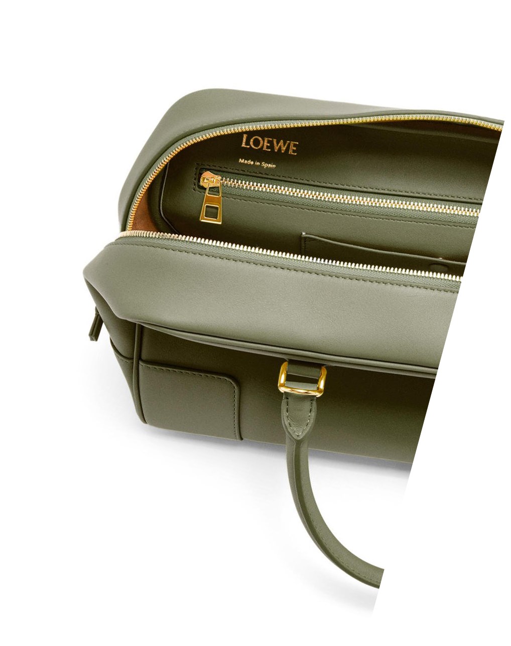 Loewe Amazona 28 bag in nappa calfskin Vert | 9183YFJCK