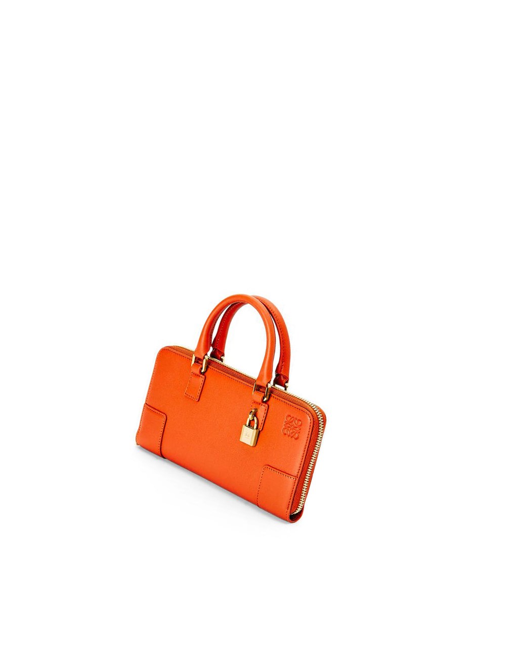 Loewe Amazona Pouch in nappa calfskin Orange | 6870ZIPJU