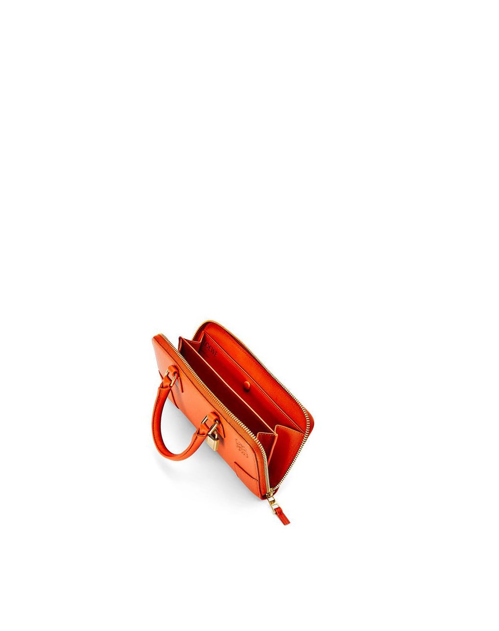 Loewe Amazona Pouch in nappa calfskin Orange | 6870ZIPJU