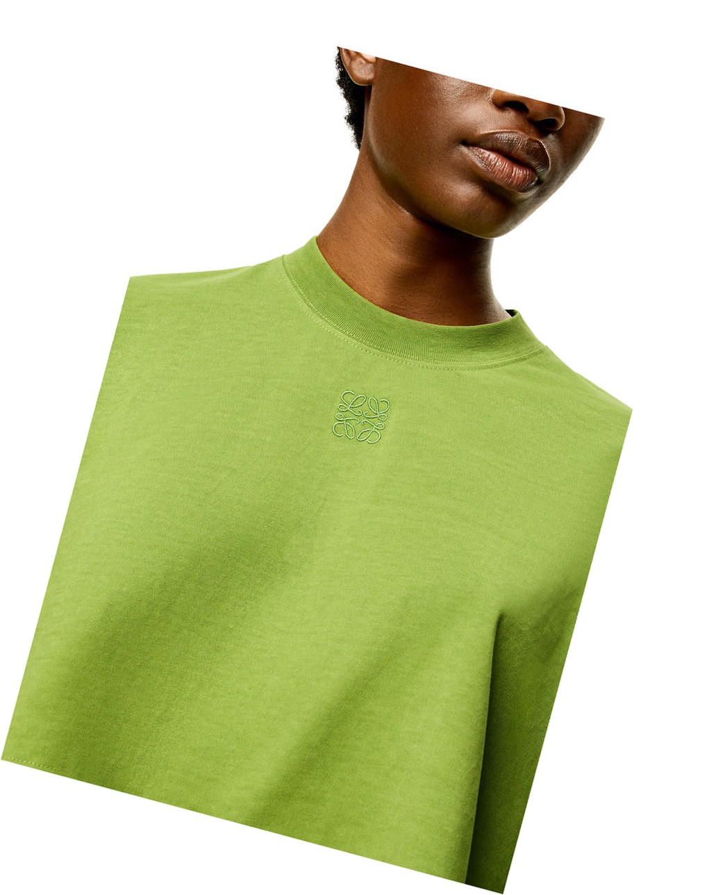 Loewe Anagram cropped T-shirt in cotton Vert | 4813FNQRW