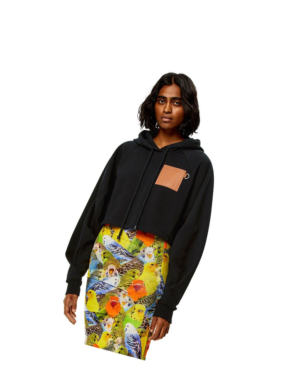 Loewe Anagram cropped hoodie in cotton Noir | 1873FVRHZ