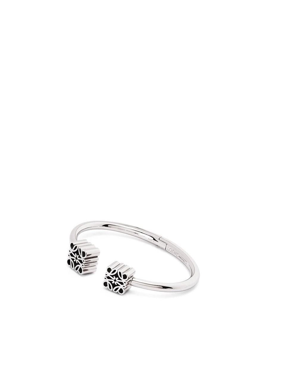 Loewe Anagram cuff in sterling silver Argent | 2194MLTNC