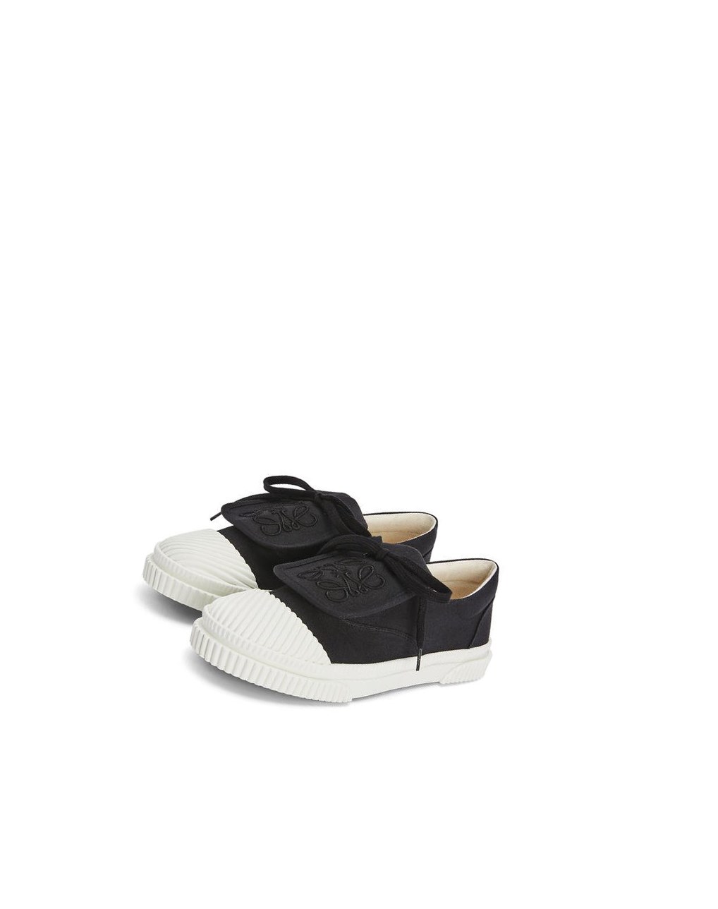 Loewe Anagram flap sneaker in canvas Noir | 8023QCRHF