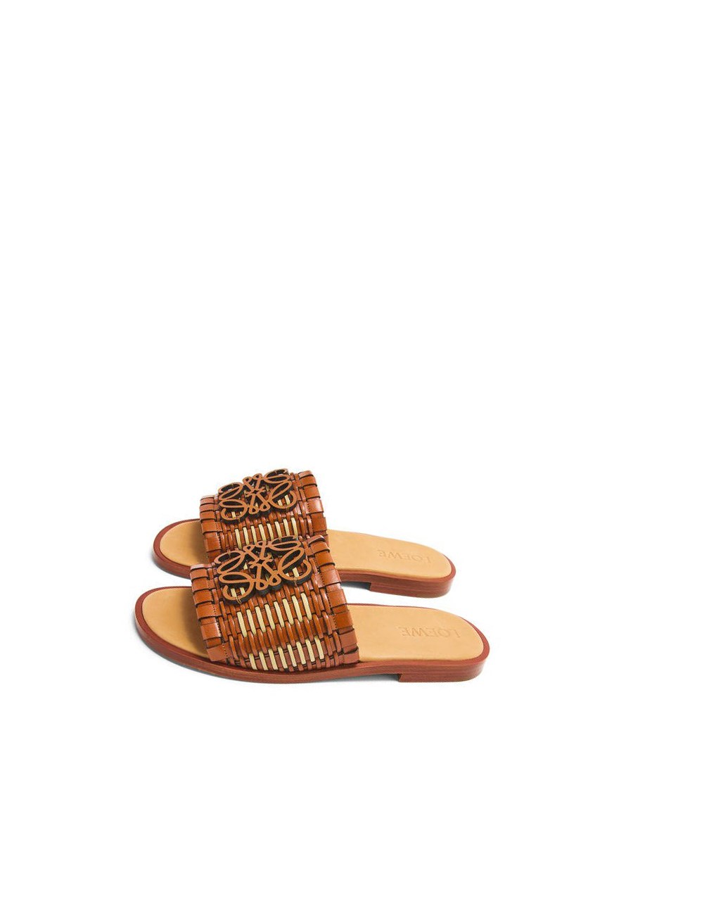 Loewe Anagram woven slide in calfskin Tan / Natural | 4156RTYKH