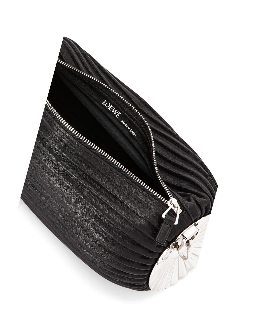 Loewe Bracelet pouch in pleated nappa with solar metal panel Noir | 2605HYGMB