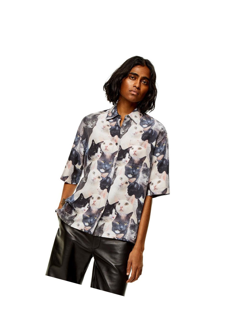 Loewe Cats print shirt in silk Grise Noir | 6873RMEUB