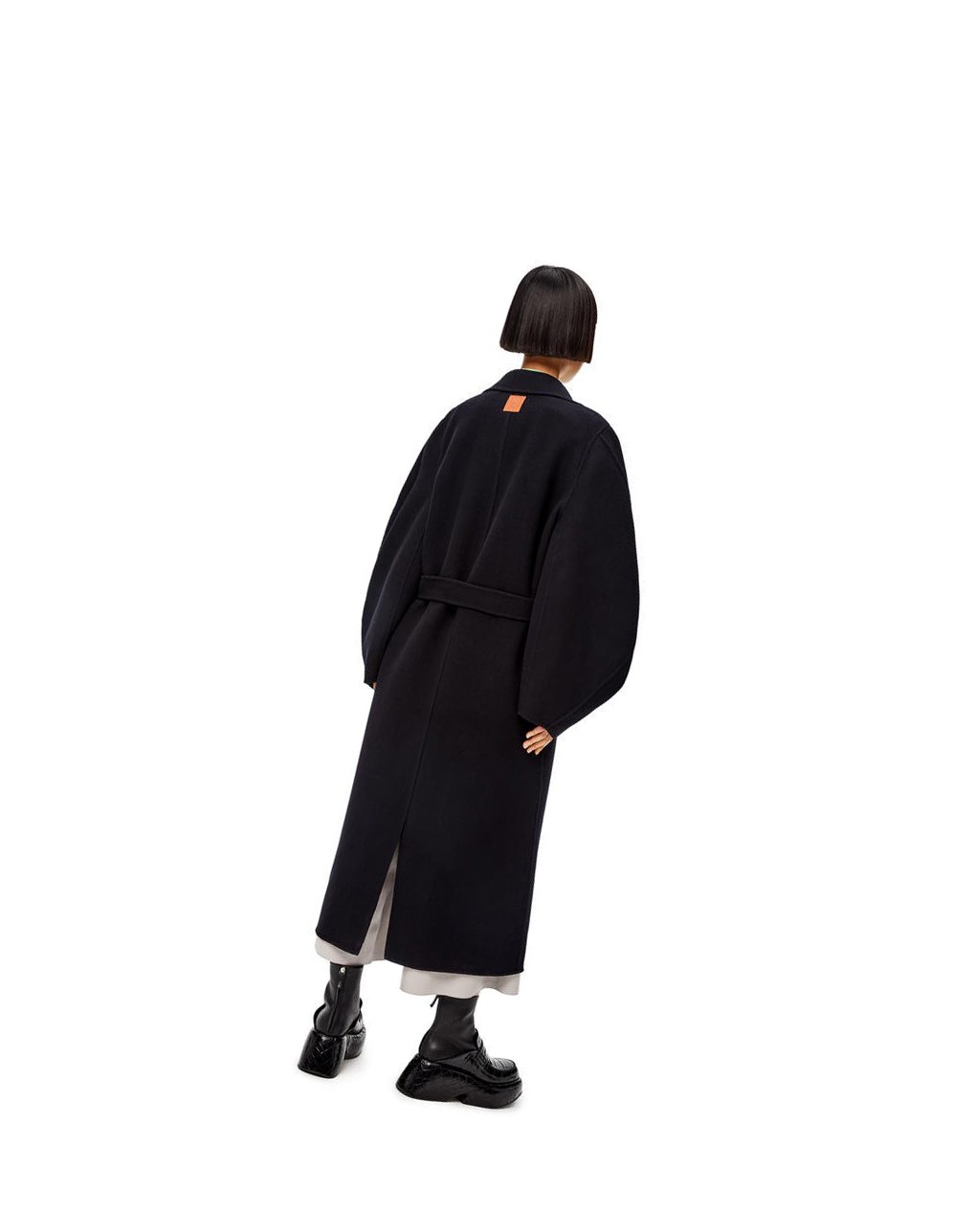 Loewe Circular sleeve belted coat in wool and cashmere Noir | 2613EZKQF