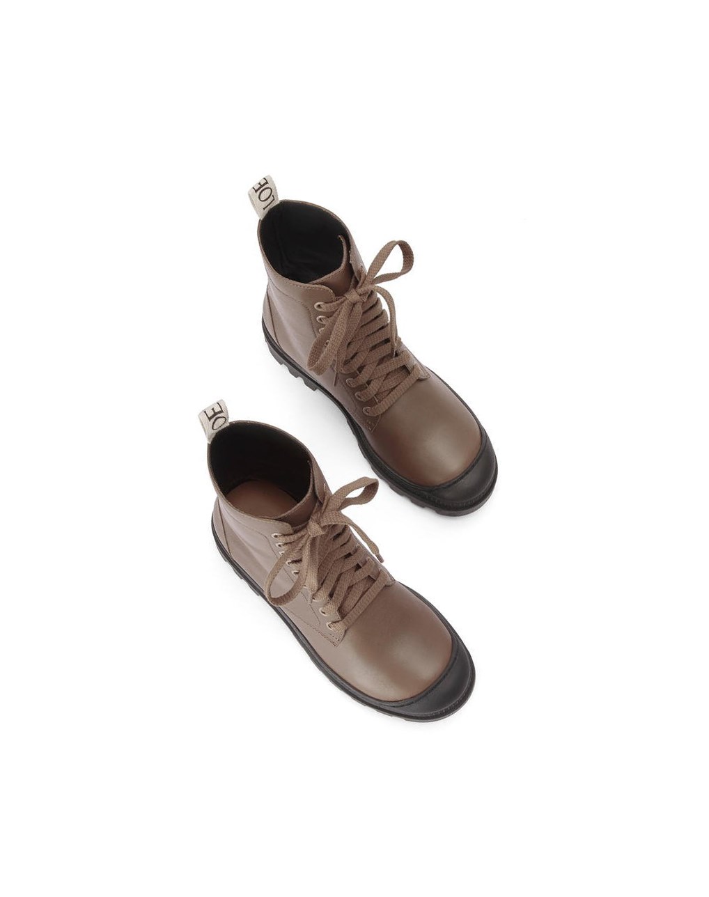 Loewe Combat boot in calfskin Kaki Vert | 5816SHIBE