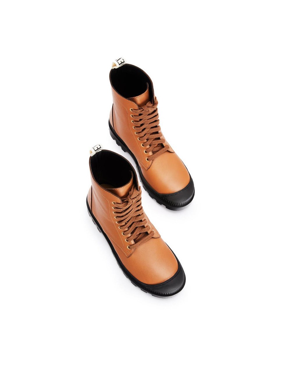 Loewe Combat boot in calfskin Tan | 0912MUZLV