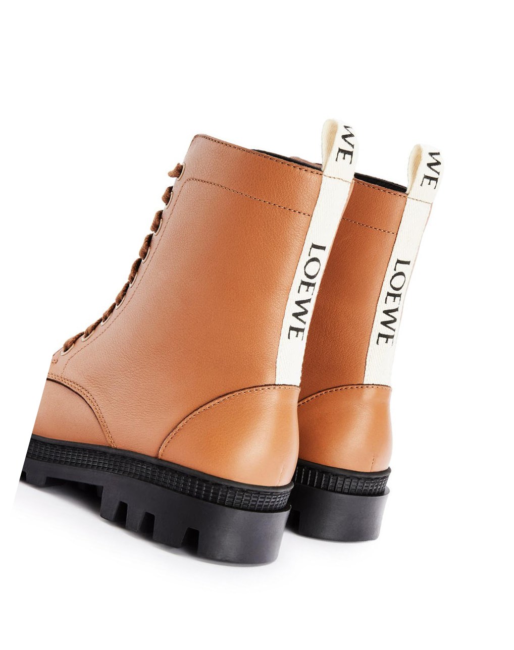 Loewe Combat boot in calfskin Tan | 0912MUZLV