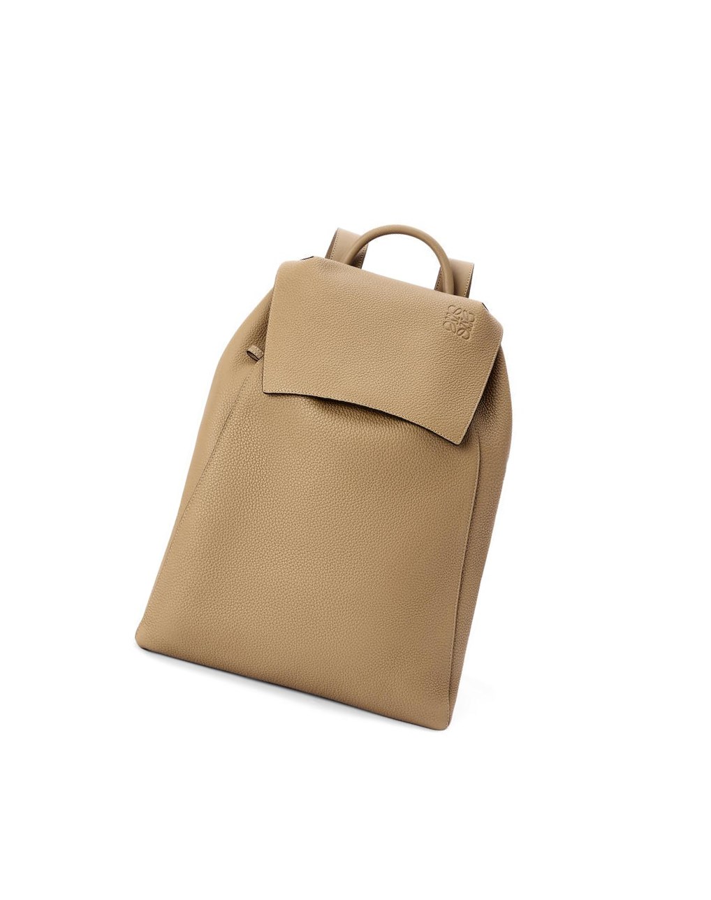 Loewe Drawstring Backpack in grained calfskin Noir | 4253EYTNA