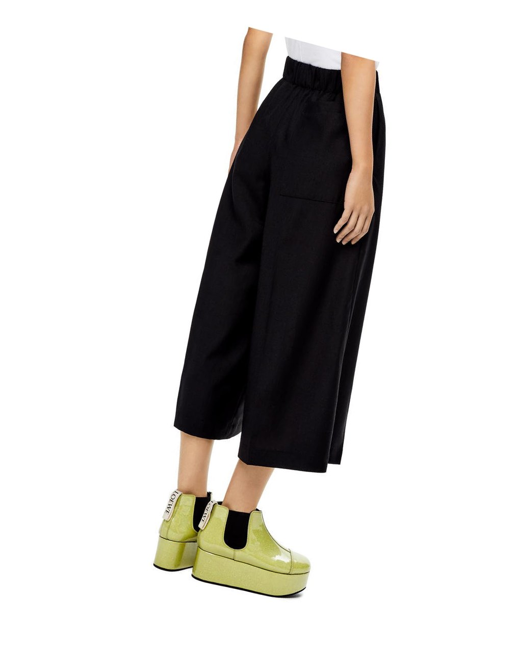 Loewe Elasticated cropped trousers in wool Noir | 1536ELCNB