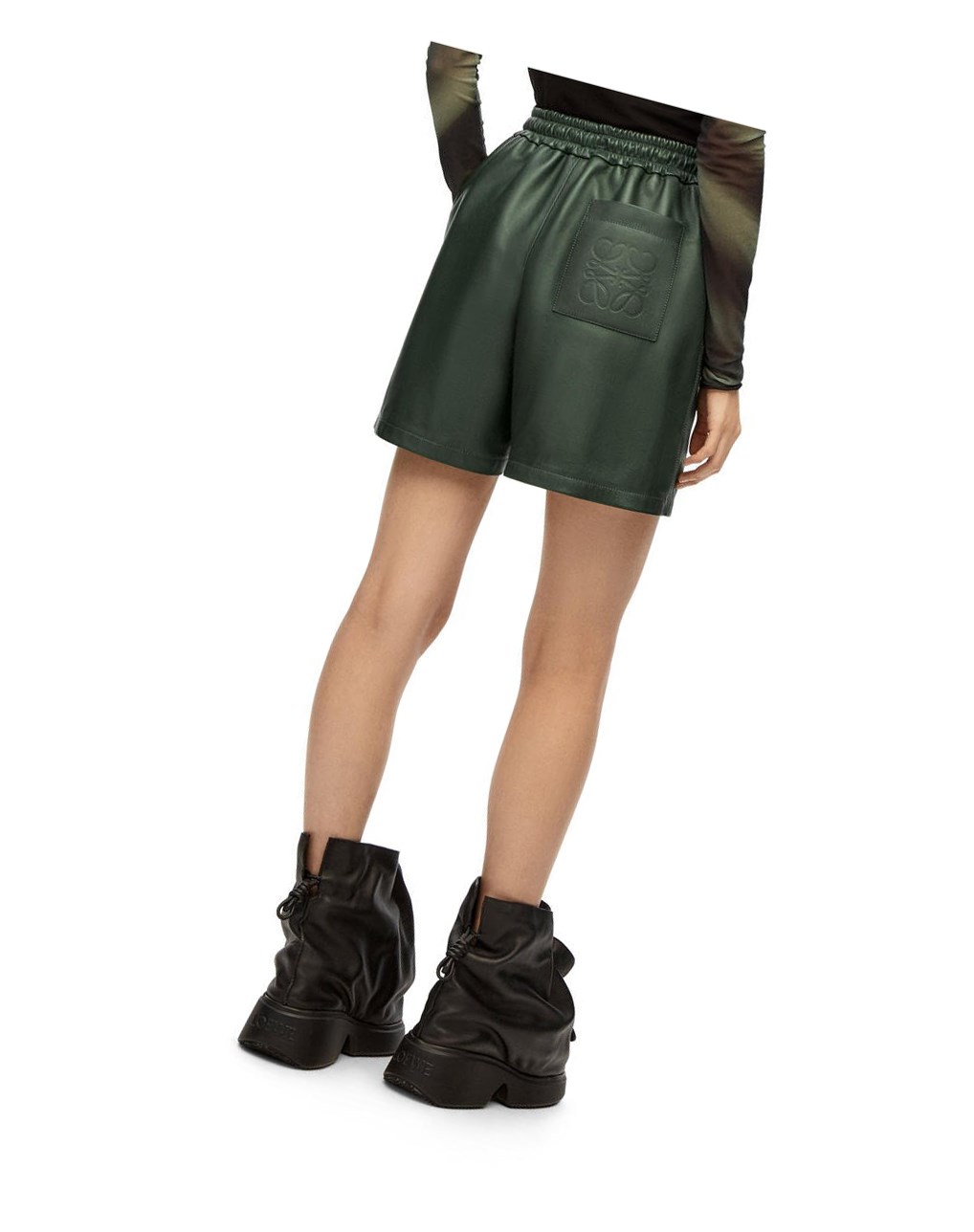 Loewe Elasticated shorts in nappa Vert | 1298OWGHN