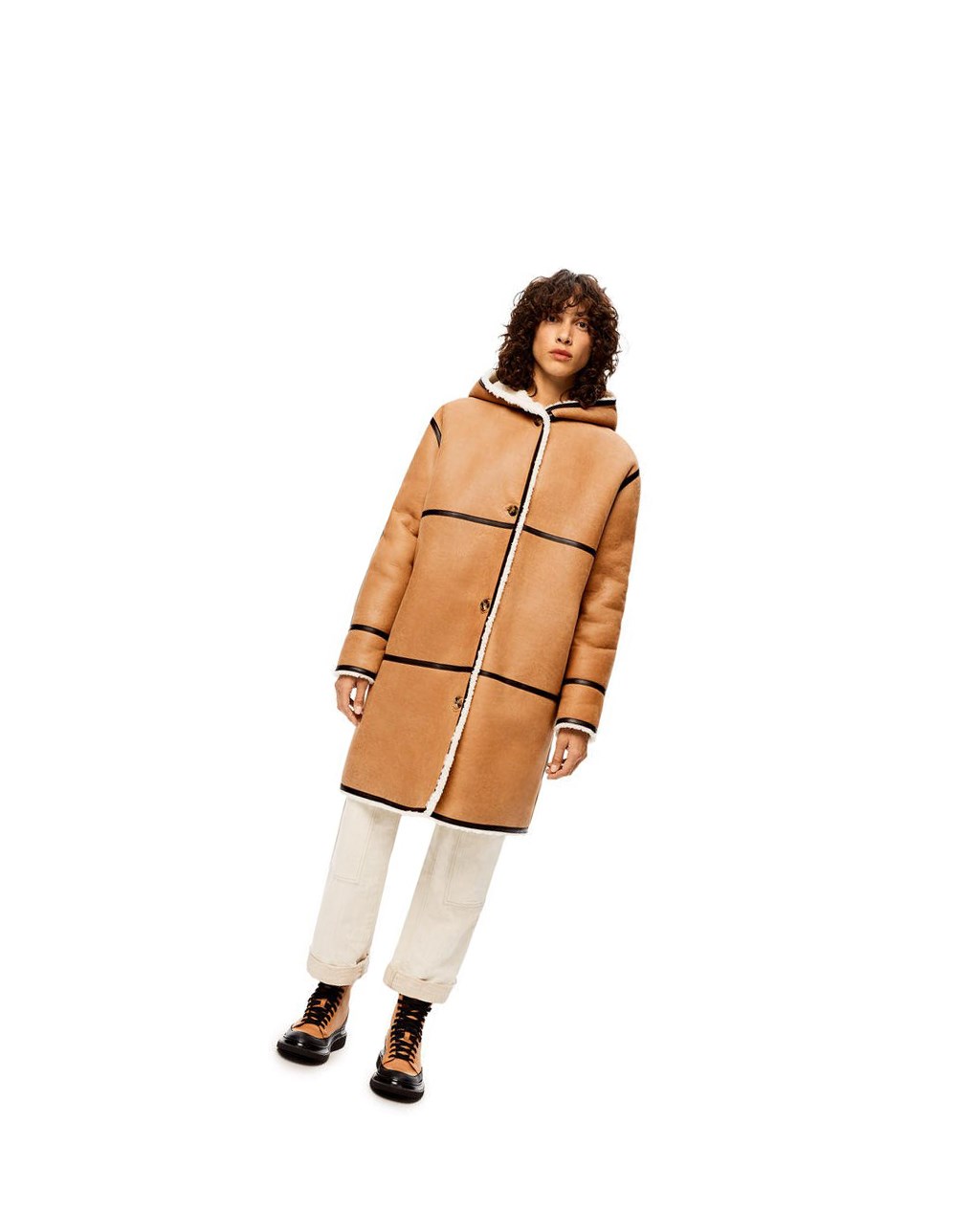 Loewe Encapuchonné coat in shearling Beige Marron Foncé | 4256RTLUH