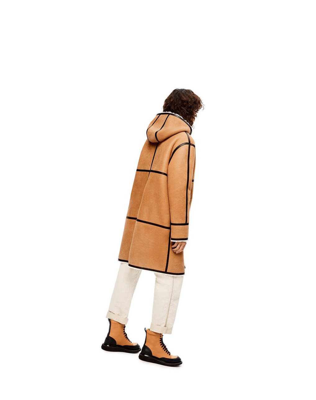 Loewe Encapuchonné coat in shearling Beige Marron Foncé | 4256RTLUH