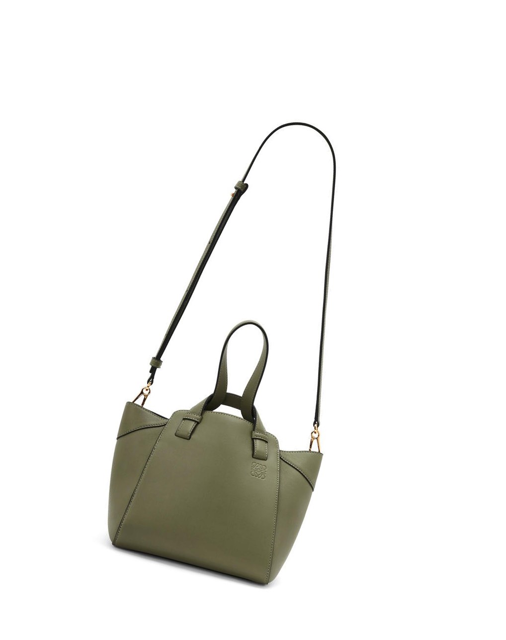 Loewe Hammock Nugget bag in nappa calfskin Vert | 4710WRLZS