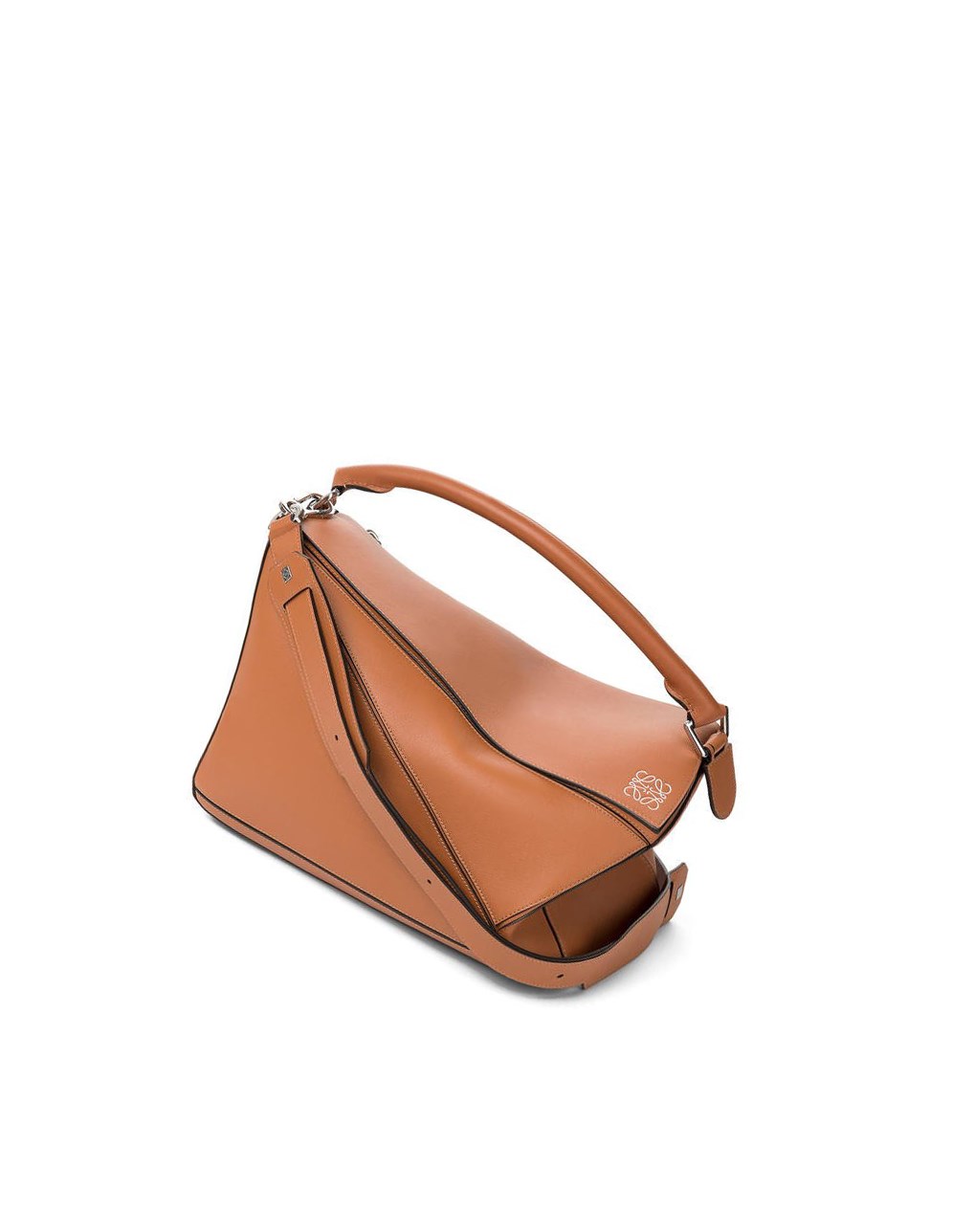 Loewe Large Puzzle bag in classic calfskin Tan | 3516VBGCE