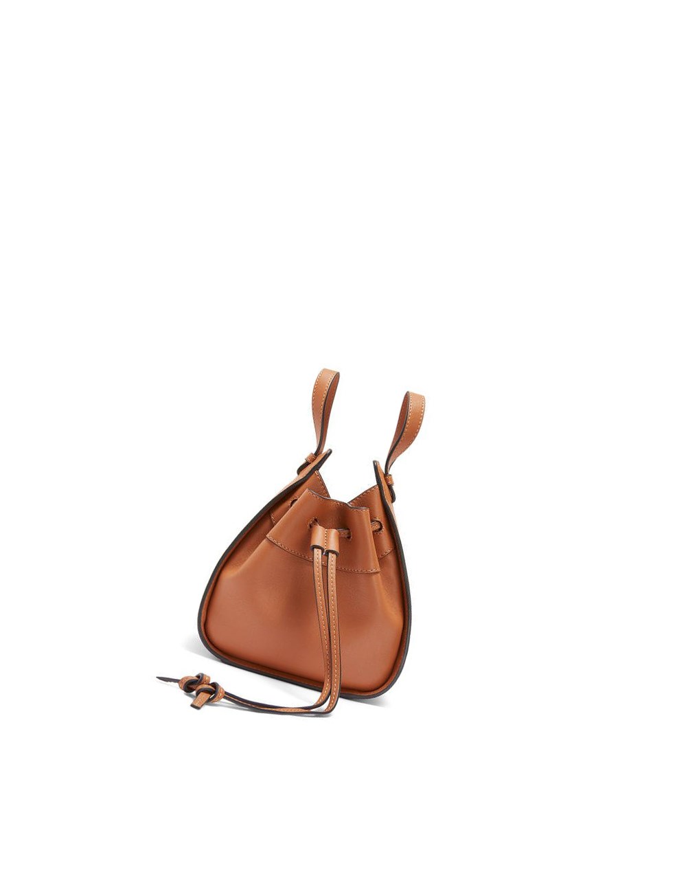 Loewe Mini Hammock drawstring in classic calfskin Tan | 2918APLCU