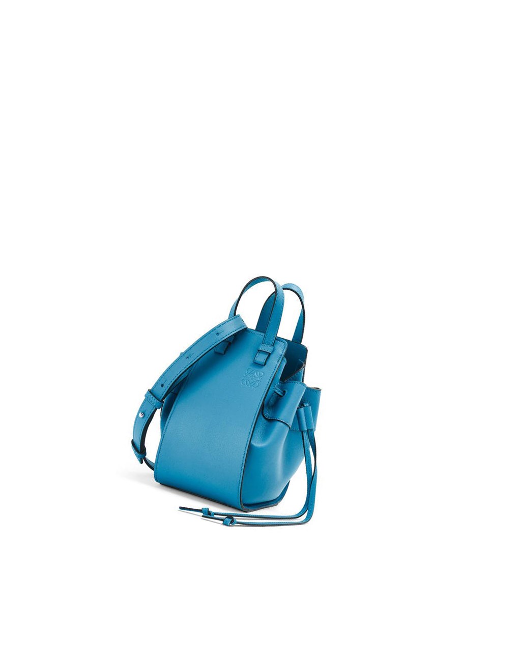 Loewe Mini Hammock drawstring in classic calfskin Bleu | 3521XOZAW