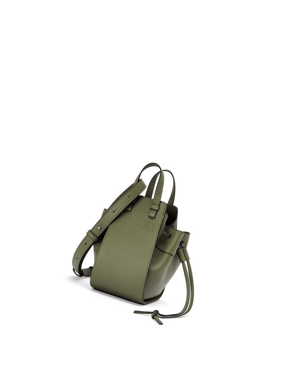 Loewe Mini Hammock drawstring in classic calfskin Vert | 3945SGJMR