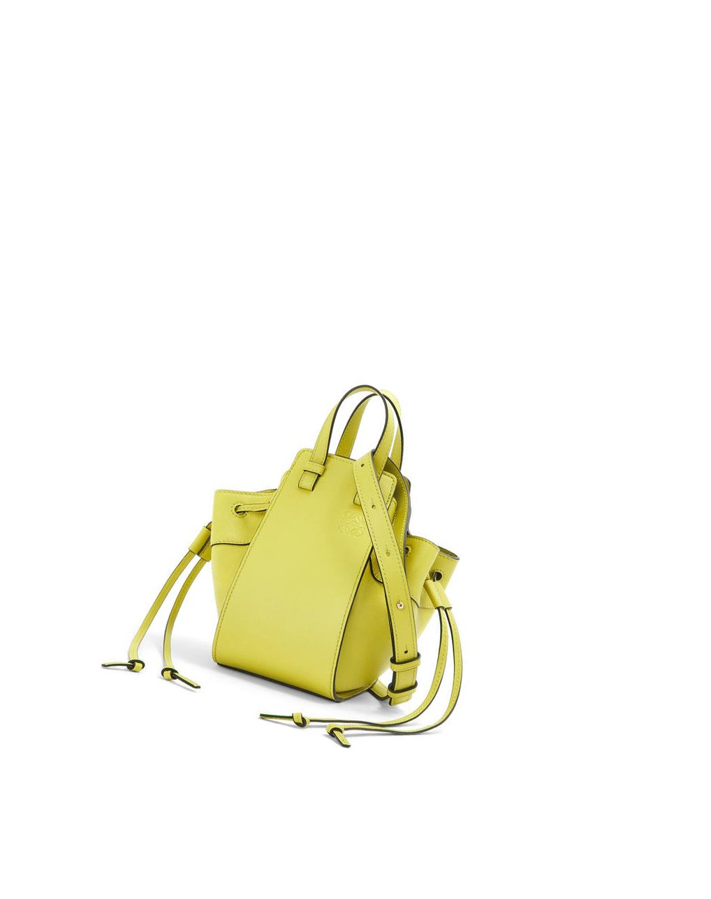 Loewe Mini Hammock drawstring in classic calfskin Jaune | 4096HQUEI