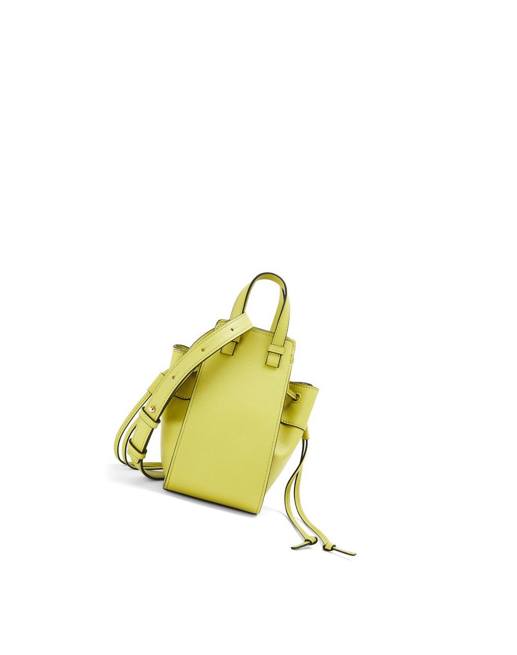 Loewe Mini Hammock drawstring in classic calfskin Jaune | 4096HQUEI