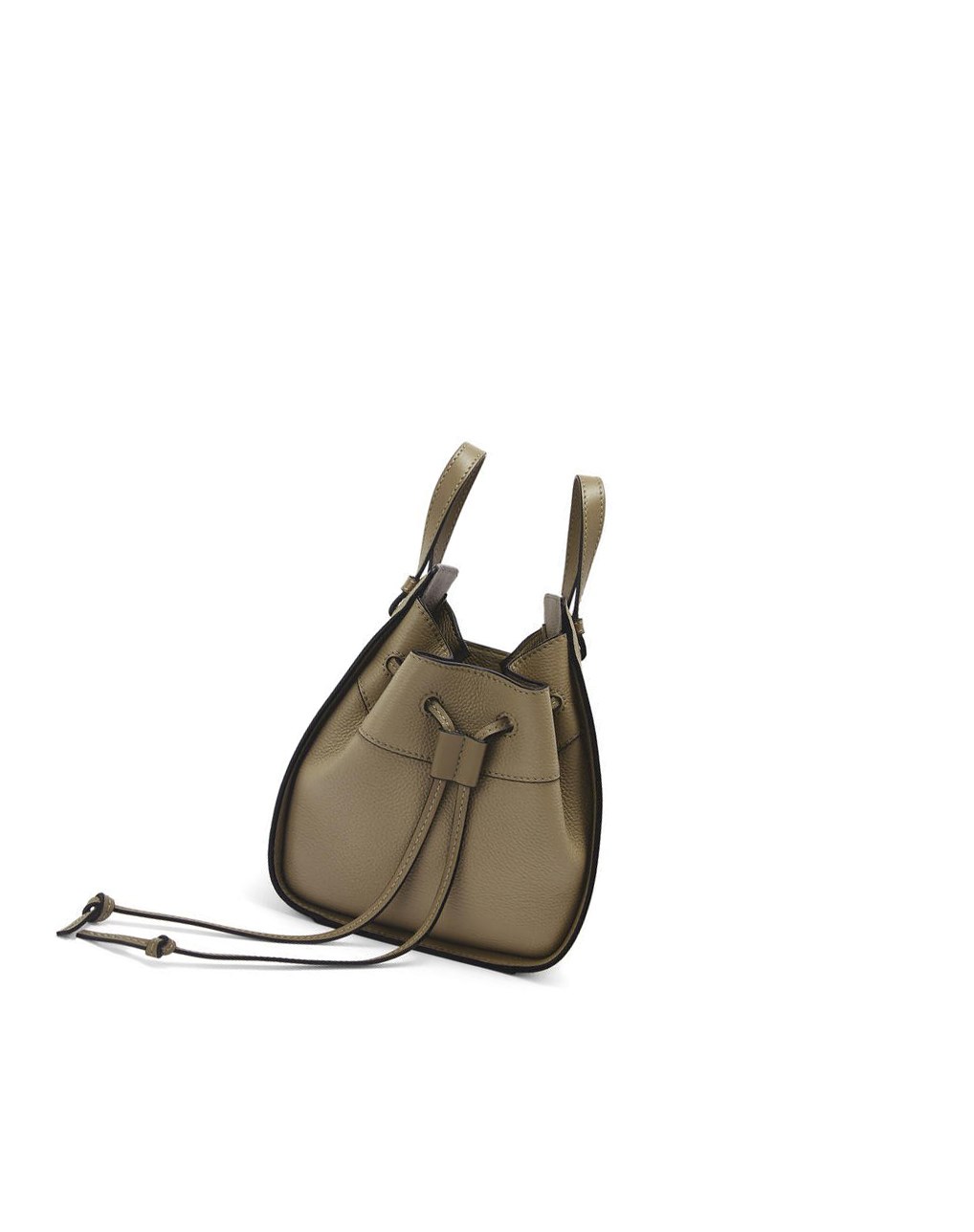 Loewe Mini Hammock drawstring in soft grained calfskin Vert | 8706XYPDW