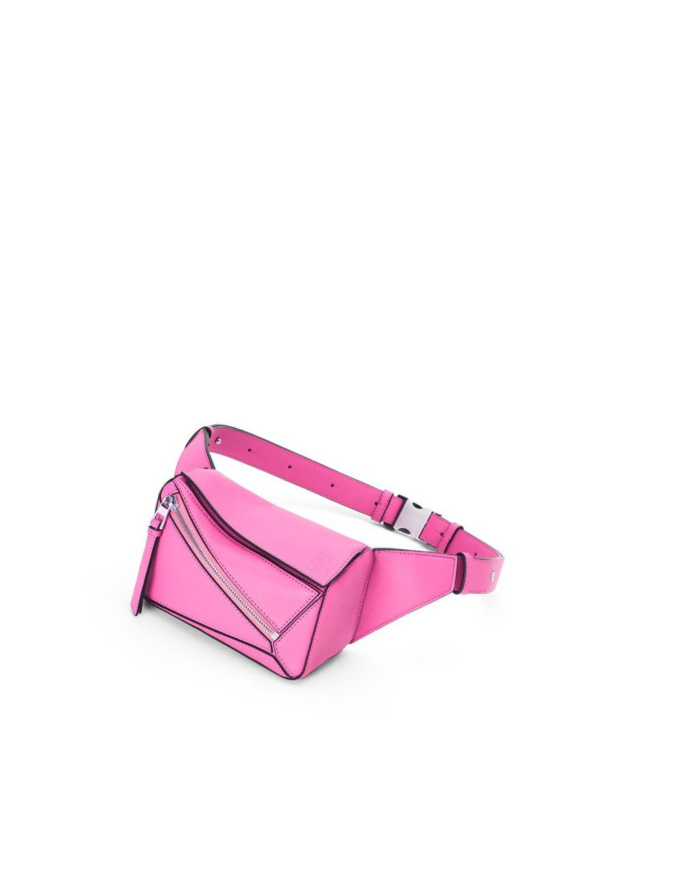 Loewe Mini Puzzle bumbag in classic calfskin Rose | 2894UONDM