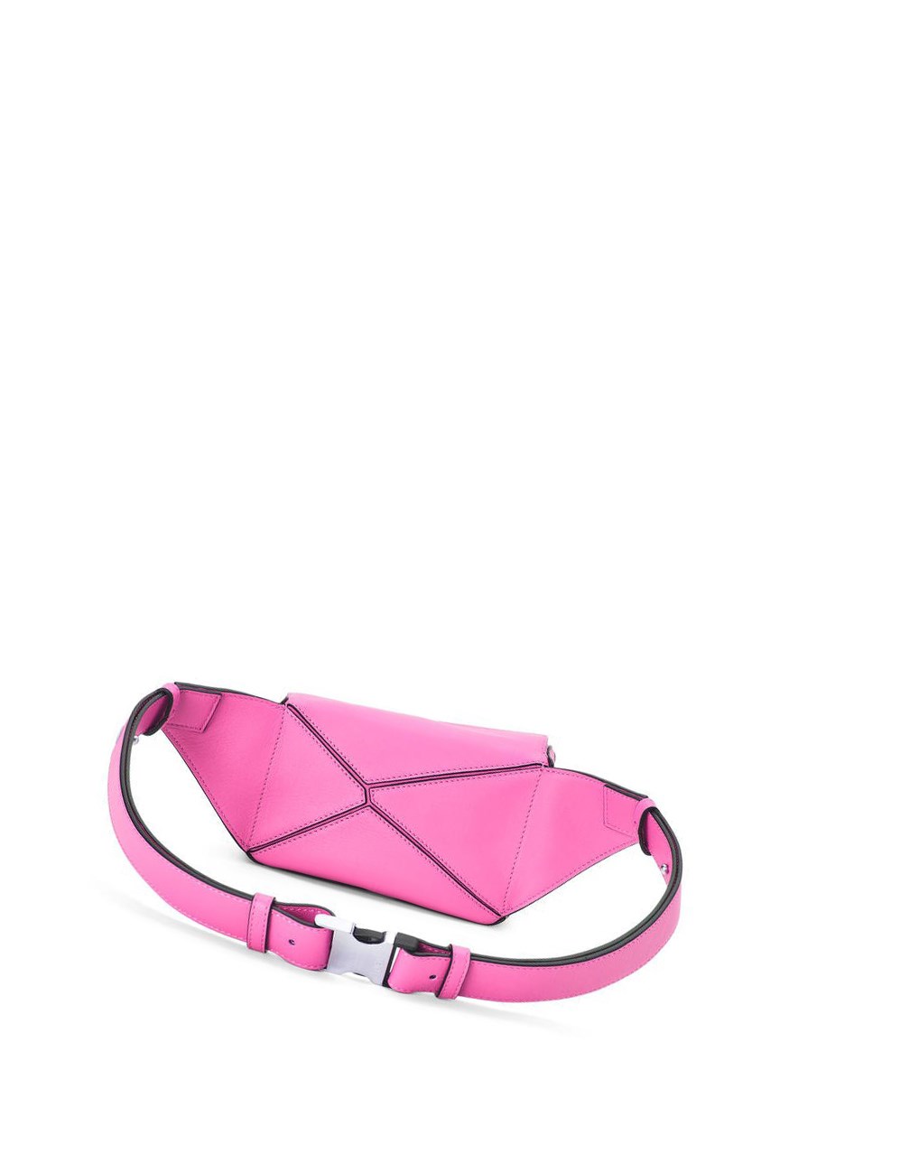 Loewe Mini Puzzle bumbag in classic calfskin Rose | 2894UONDM