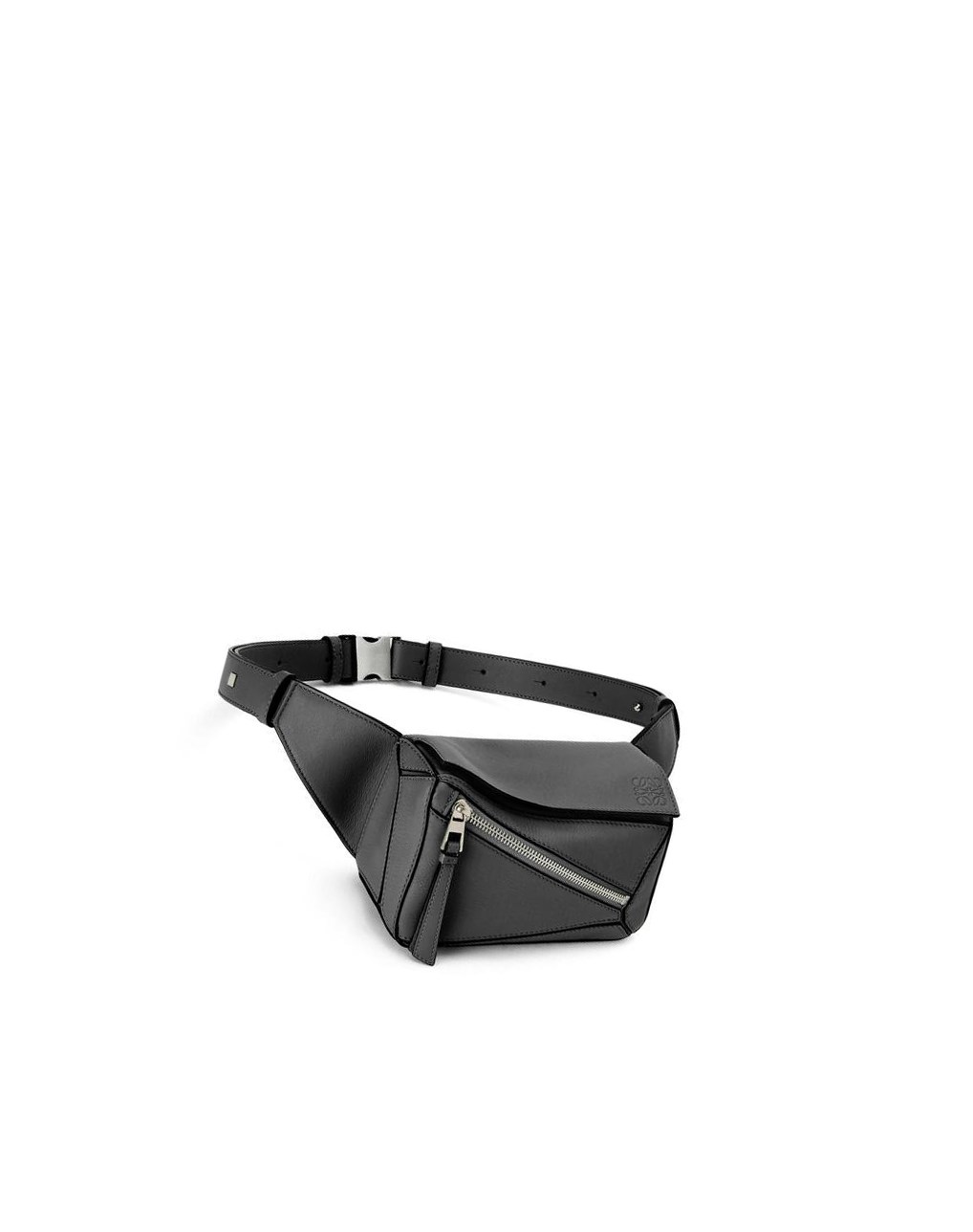 Loewe Mini Puzzle bumbag in classic calfskin Noir | 2986TVOID