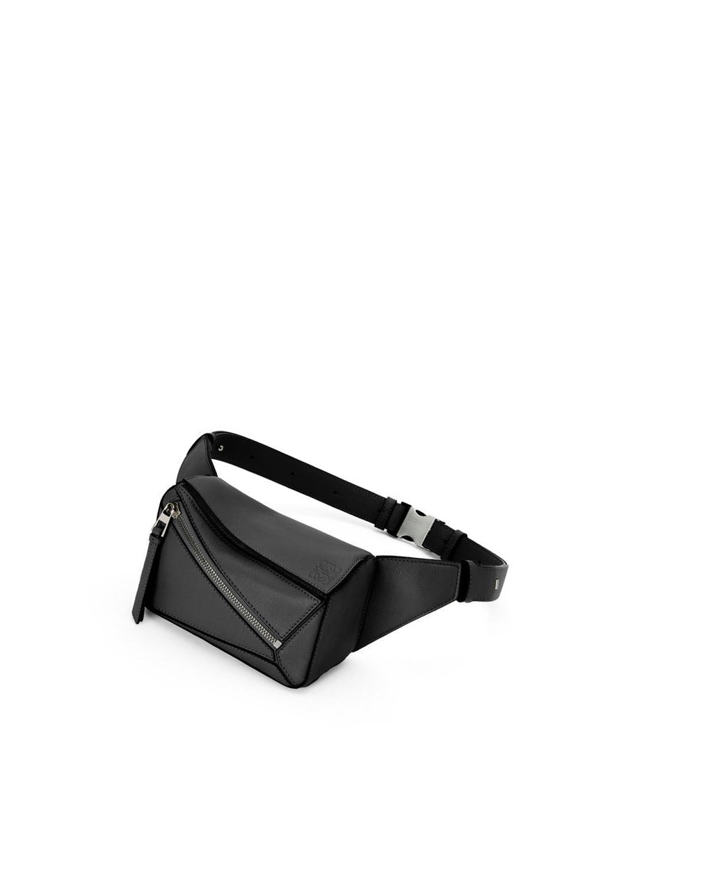 Loewe Mini Puzzle bumbag in classic calfskin Noir | 2986TVOID