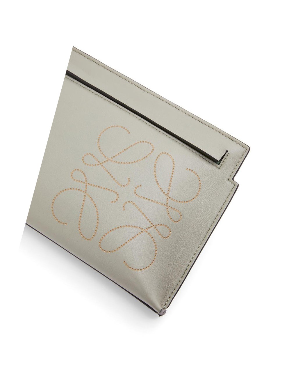 Loewe Mini T Pouch in classic calfskin Vert Clair Doré Foncé | 6507JCRKI