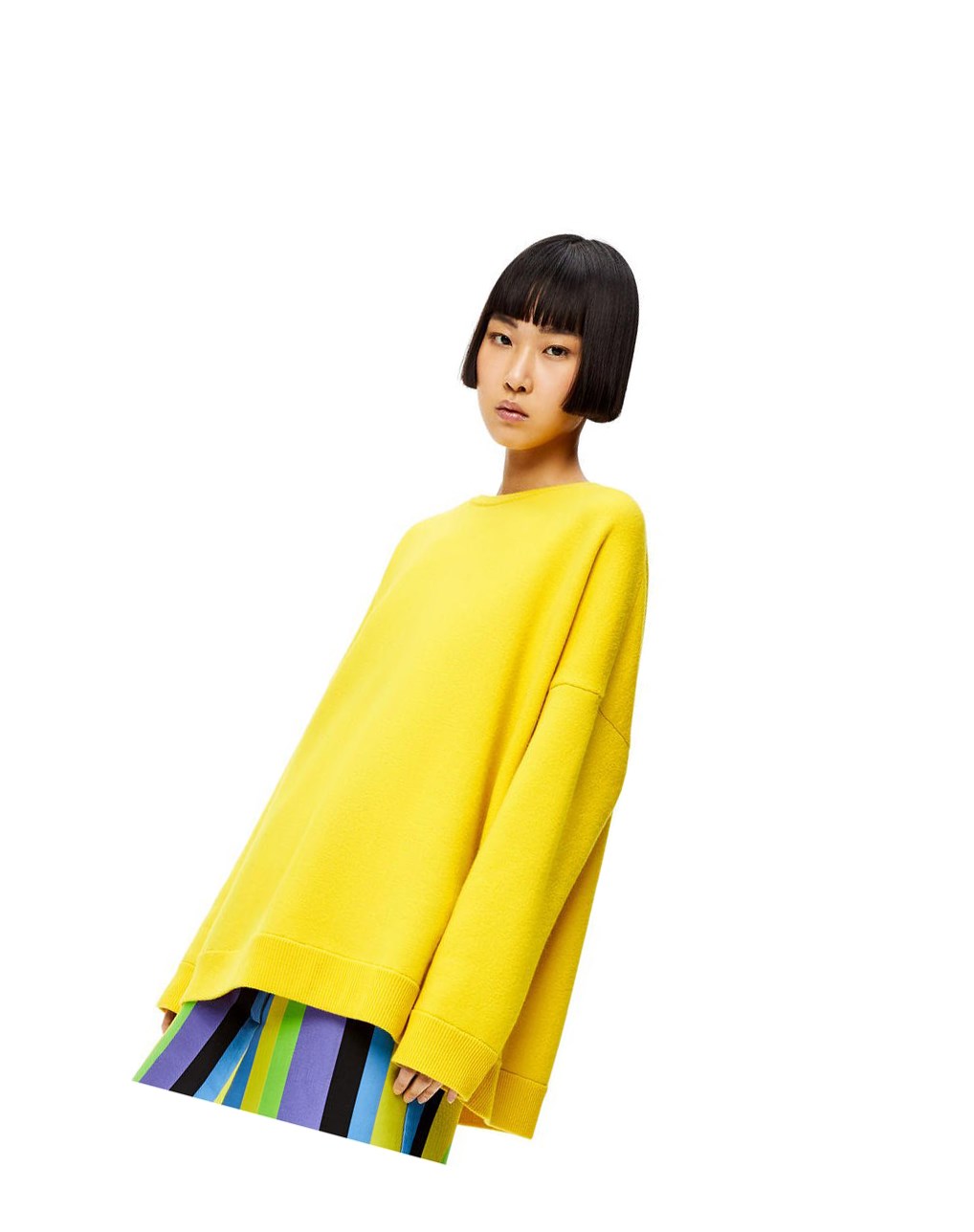 Loewe Oversize crewneck sweater in cashmere Jaune | 3720JODGU