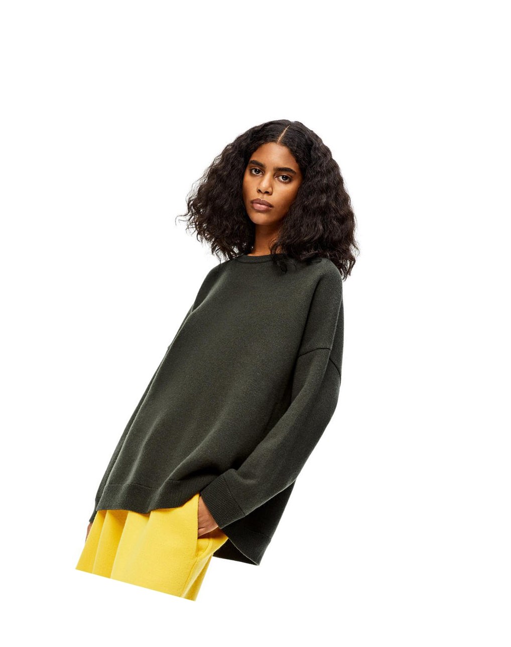 Loewe Oversize crewneck sweater in cashmere Kaki Vert | 7019VGQOU