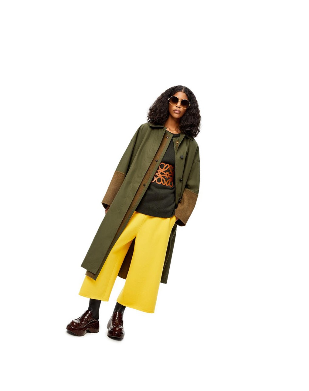 Loewe Oversize crewneck sweater in cashmere Kaki Vert | 7019VGQOU