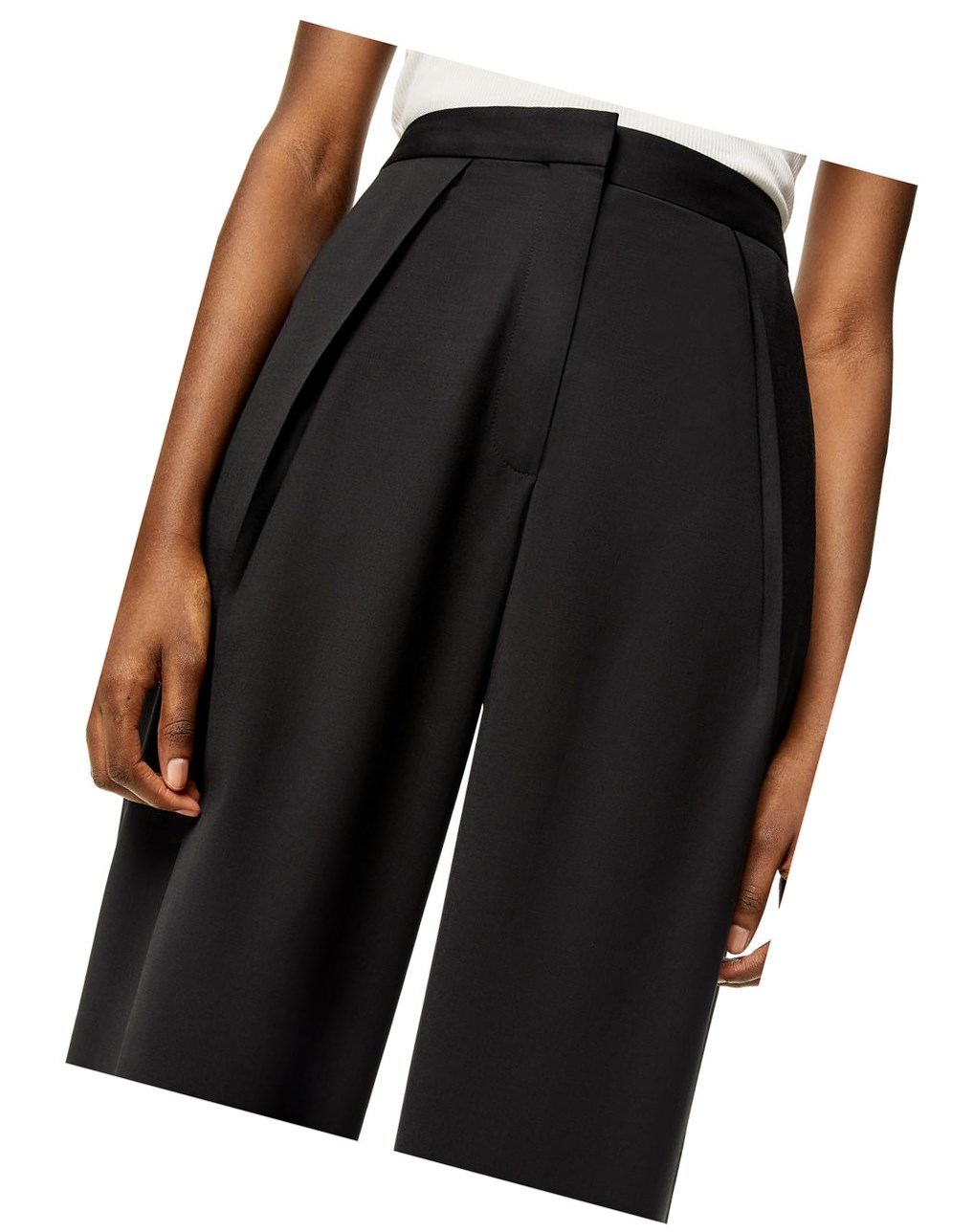 Loewe Pleated trousers in wool Noir | 9527LFIED