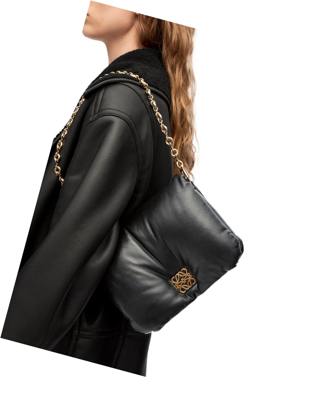 Loewe Puffer Goya bag in shiny nappa lambskin Noir | 6328ISUTJ