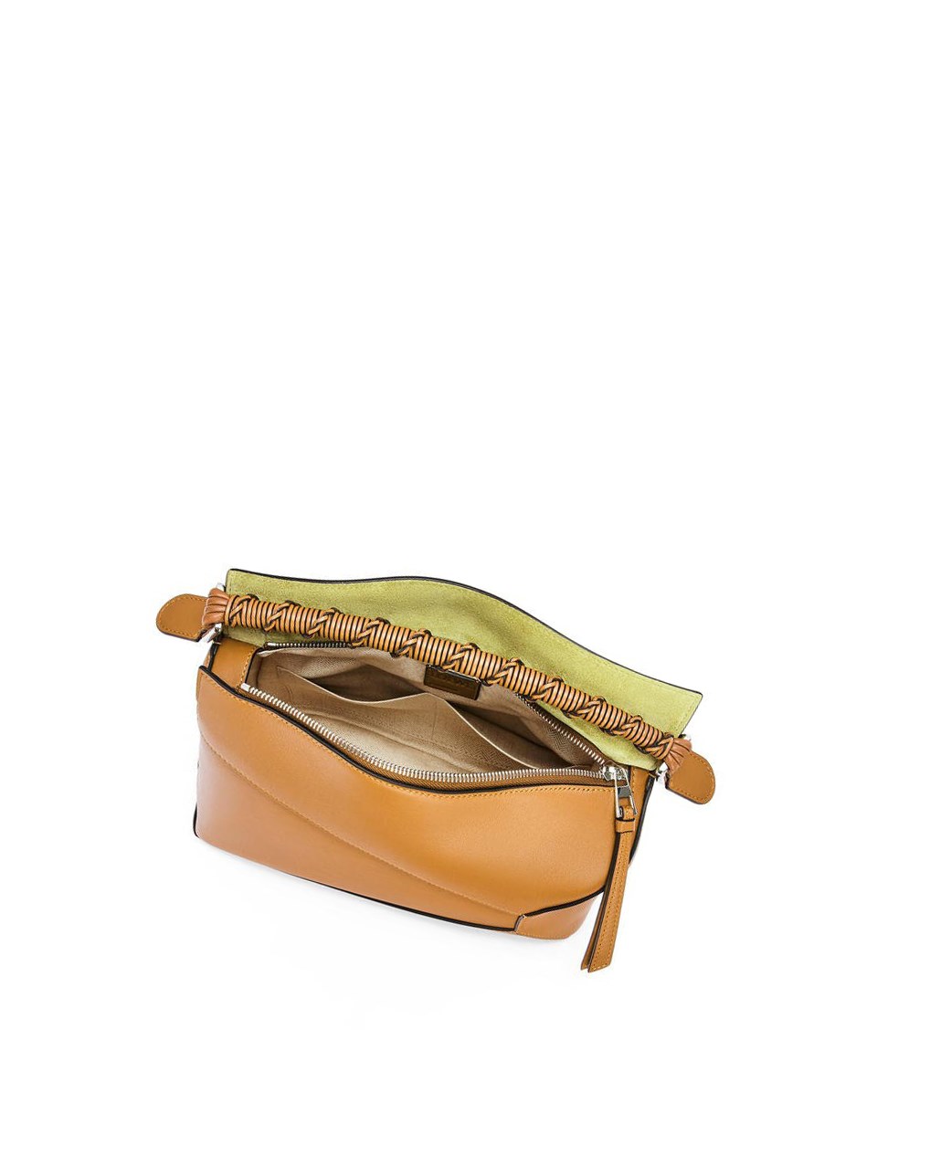 Loewe Puzzle Edge bag in nappa calfskin Warm Desert | 0531GRACE