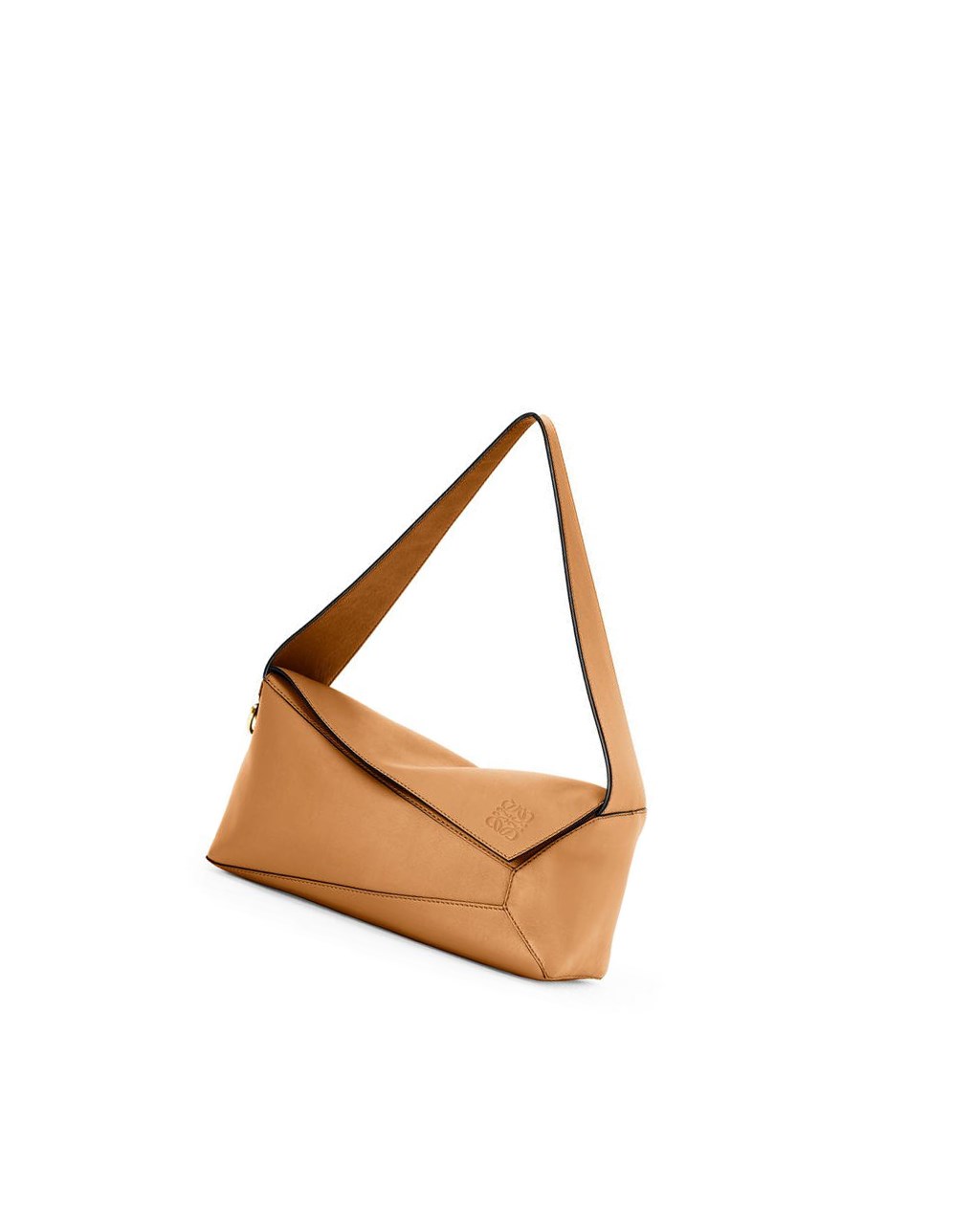 Loewe Puzzle Hobo bag in nappa calfskin Warm Desert | 9164TBWEM