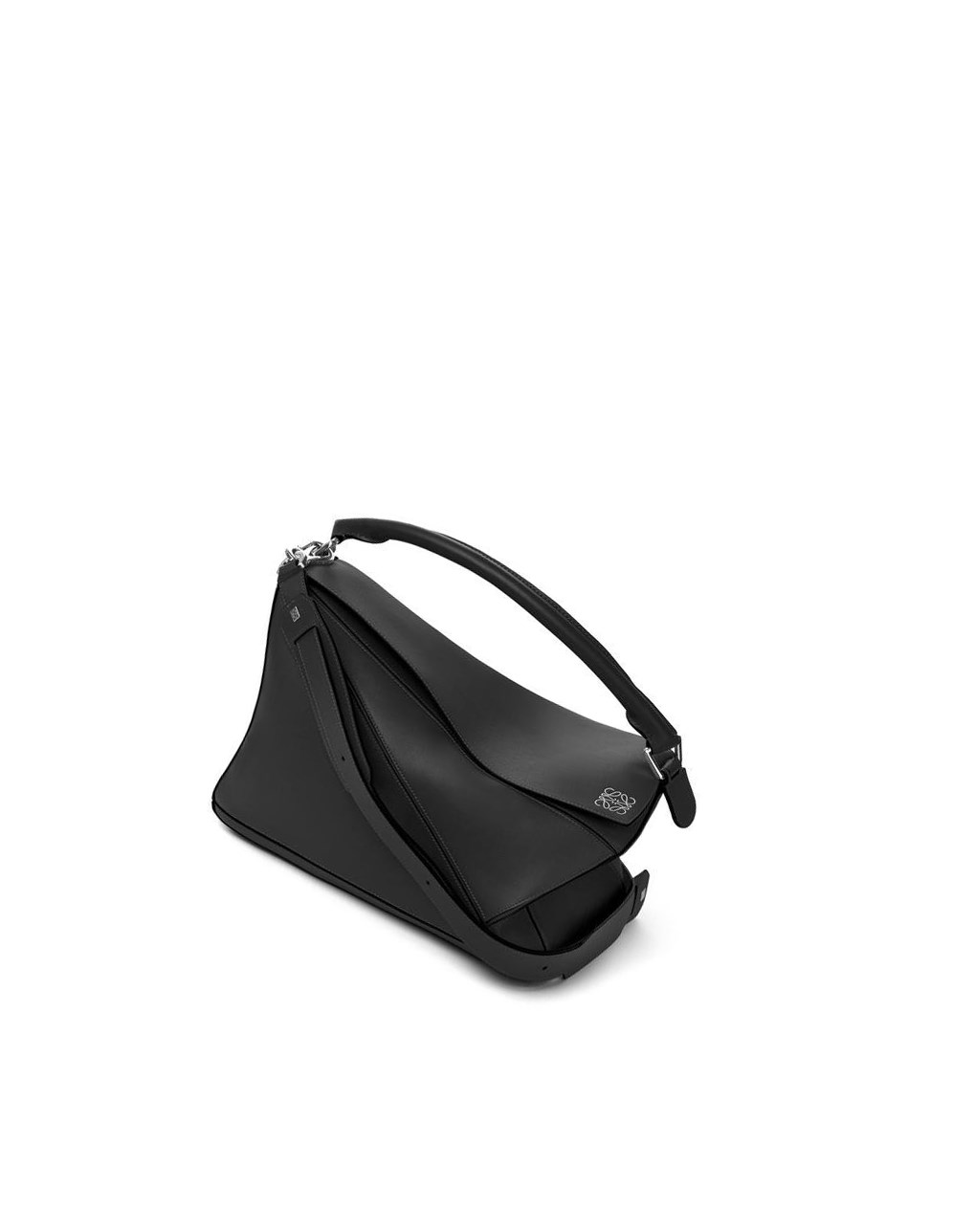 Loewe Puzzle bag in classic calfskin Noir | 4328QFDPN