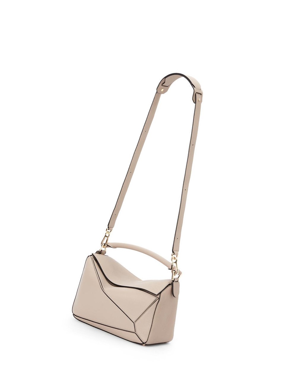 Loewe Puzzle bag in soft grained calfskin Sable | 1794NJEZL