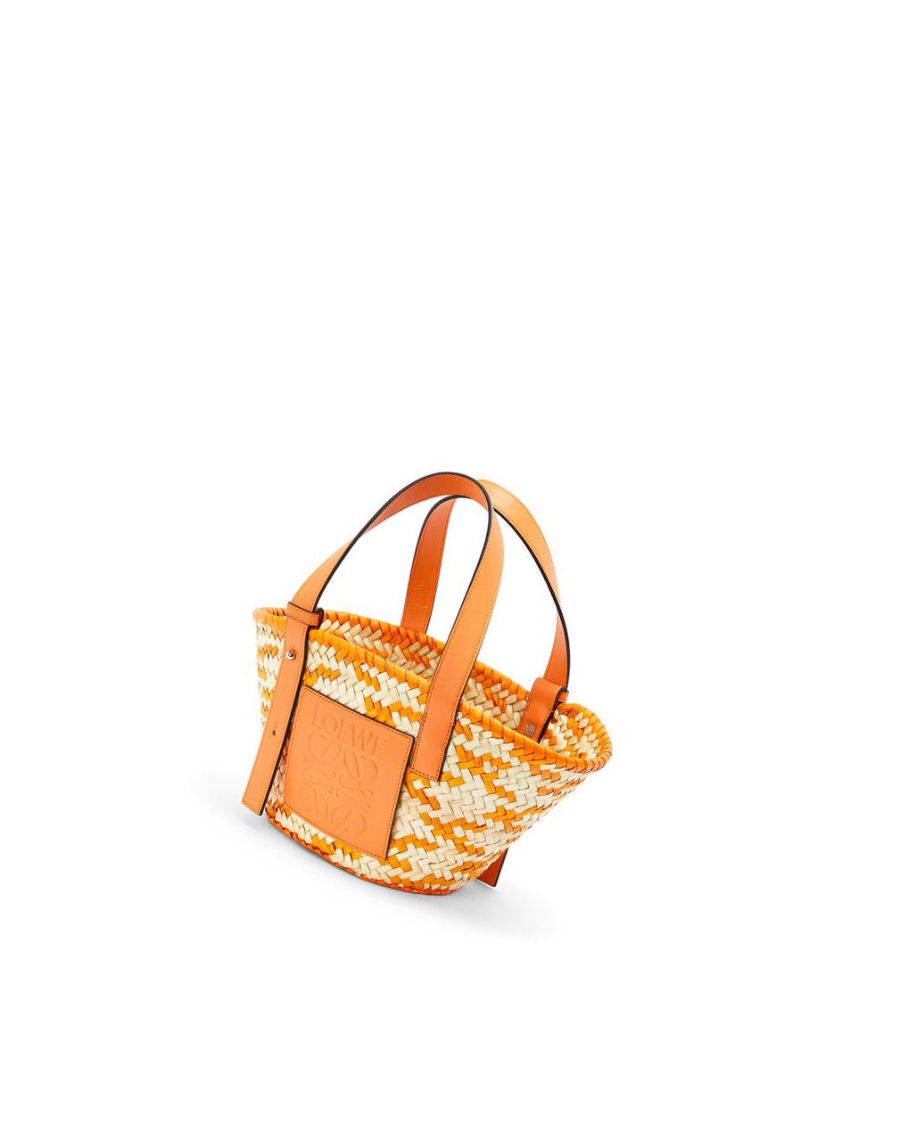 Loewe Small Basket bag in palm leaf and calfskin Abricot | 0985VUZWL