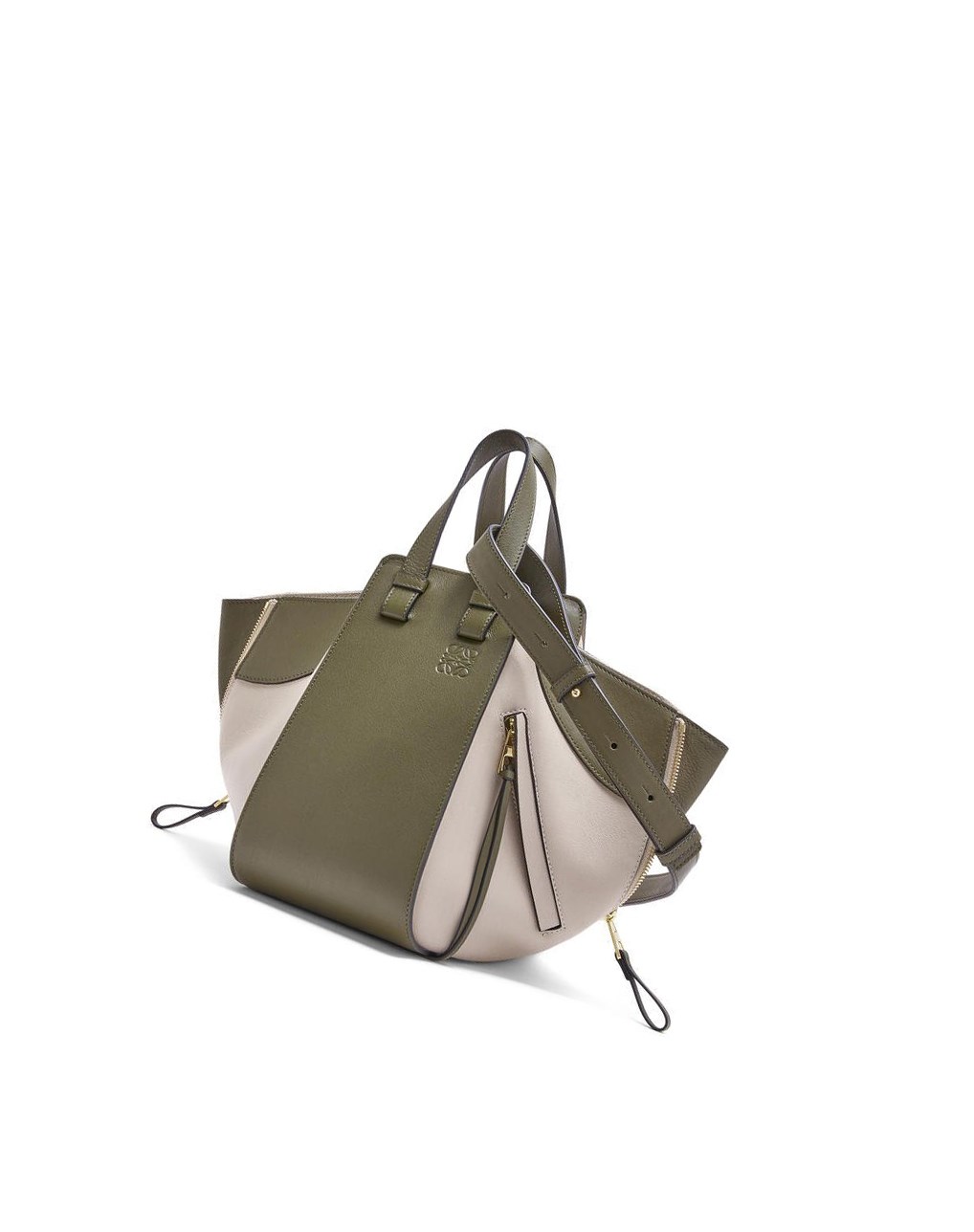 Loewe Small Hammock bag in classic calfskin Vert Noir | 7015IPLCU