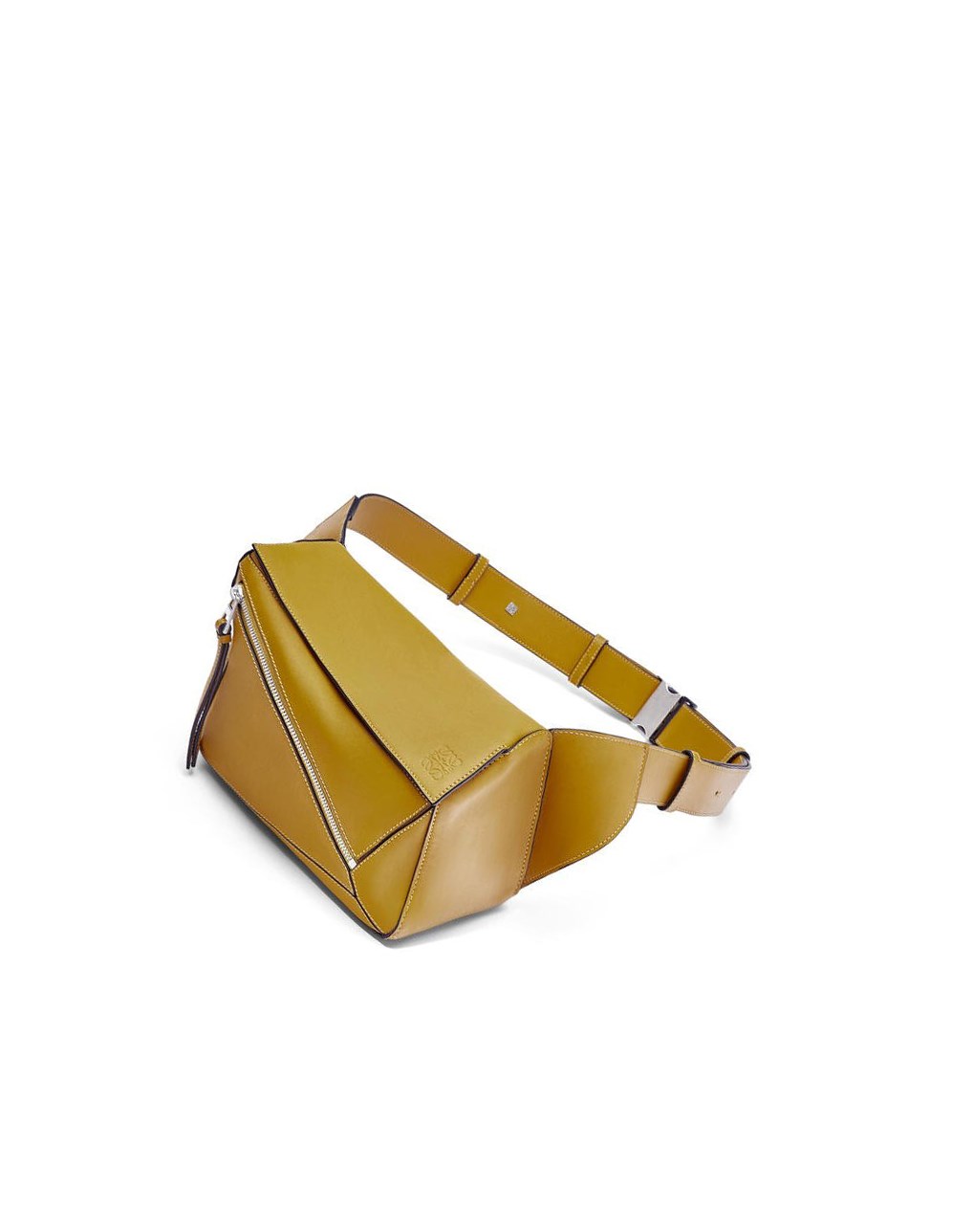 Loewe Small Puzzle Bumbag in classic calfskin Ochre | 8967UTBEN