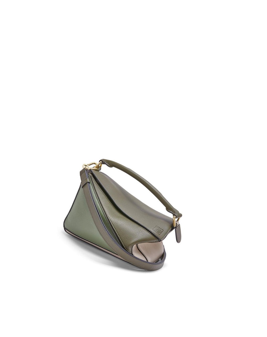 Loewe Small Puzzle bag in classic calfskin Vert Noir | 5234BVEWP