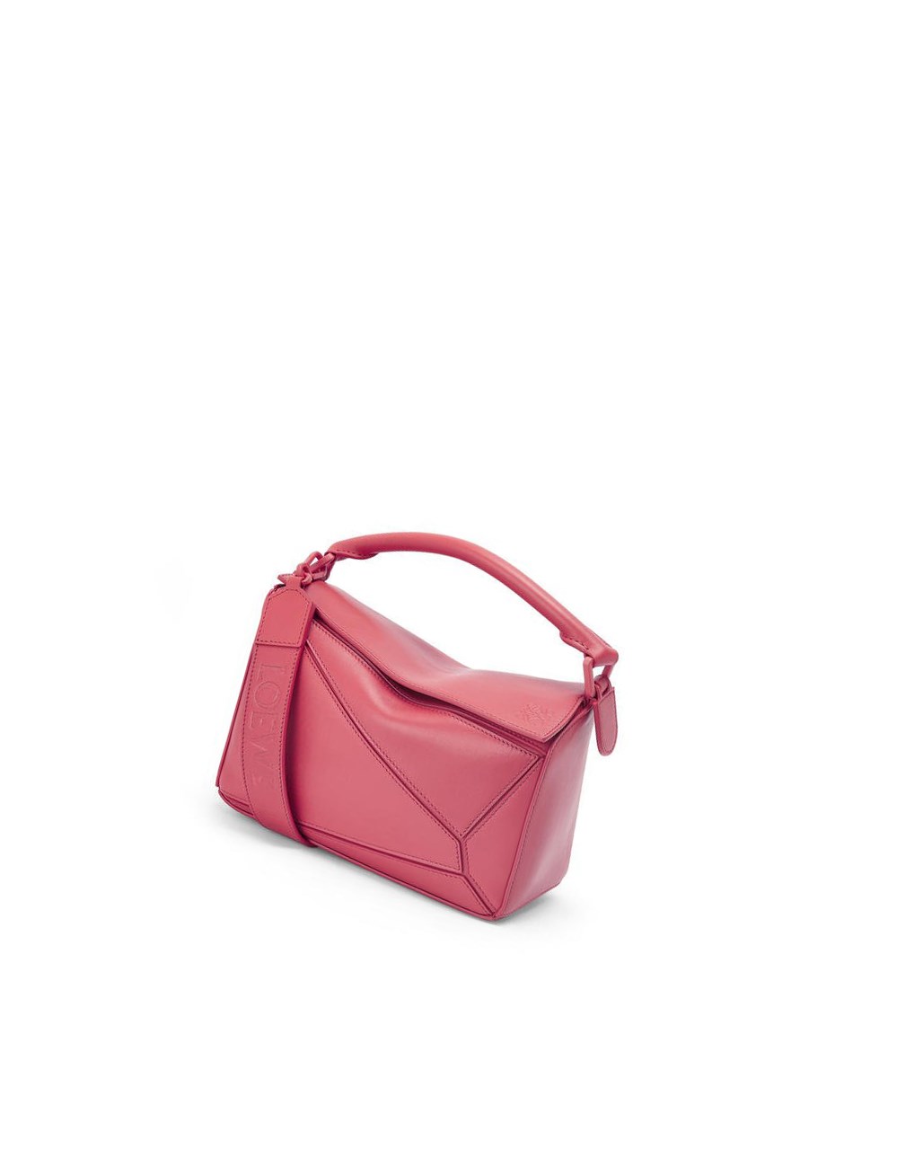 Loewe Small Puzzle bag in satin calfskin Plumrose | 4139KLCMR