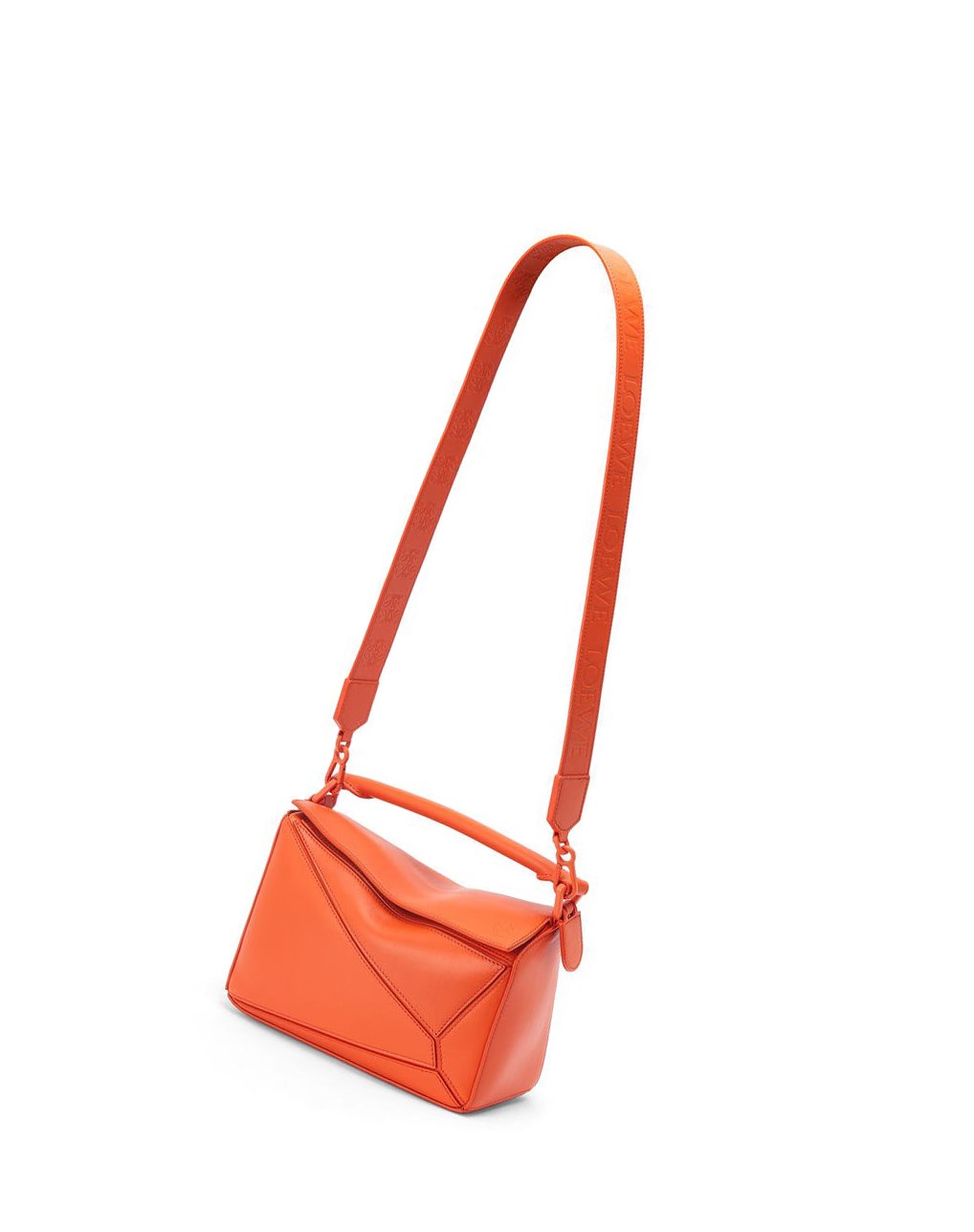 Loewe Small Puzzle bag in satin calfskin Orange | 8750QTRIP