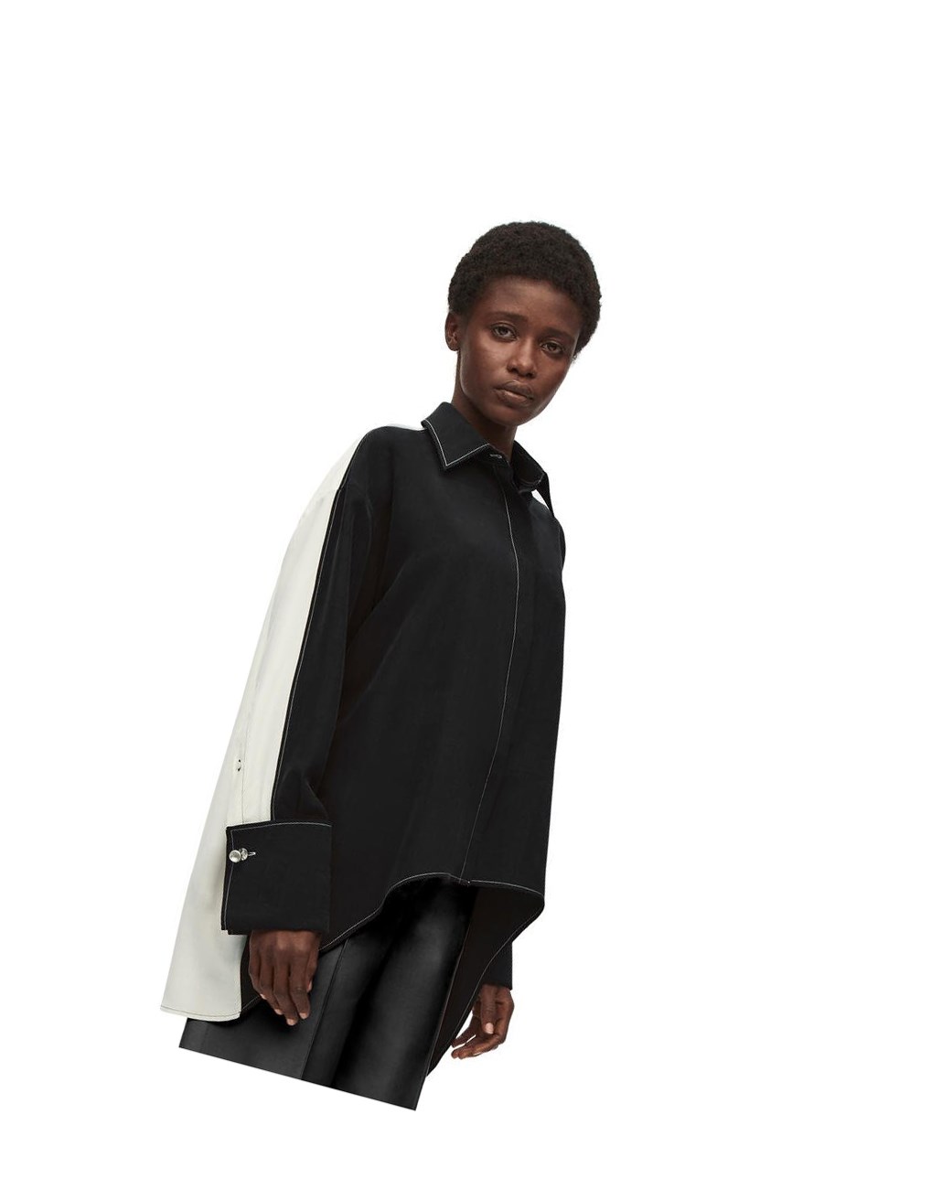 Loewe Tunic shirt in silk Blanche Noir | 5296TOELU