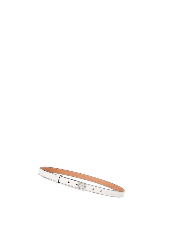 Loewe Anagram belt in pebble grain calfskin Blanche Argent | 1528LBKHT