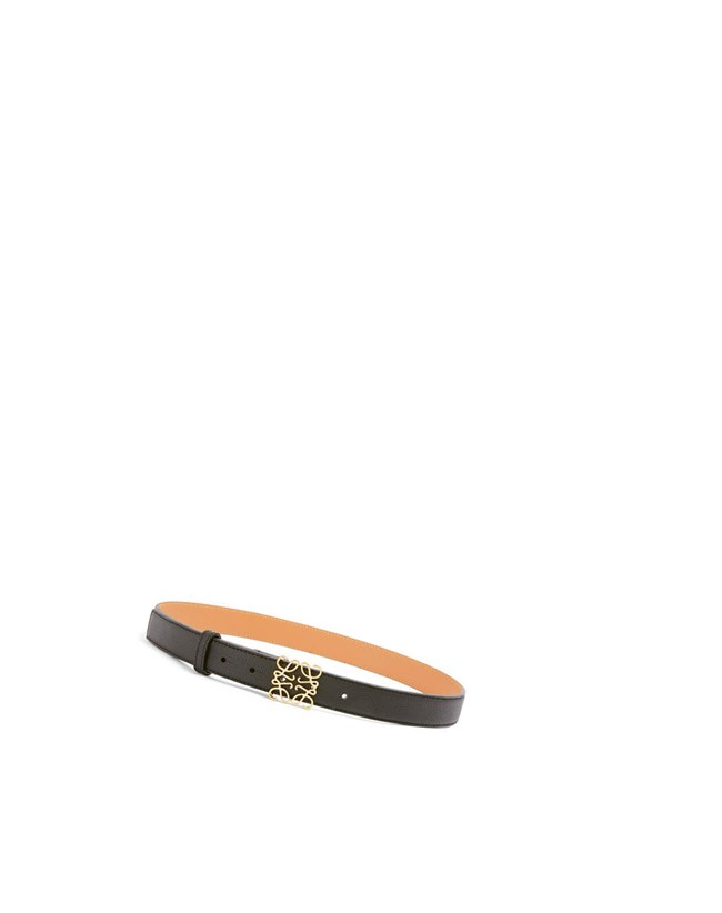 Loewe Anagram belt in pebble grain calfskin Noir Doré | 9086TVJZD